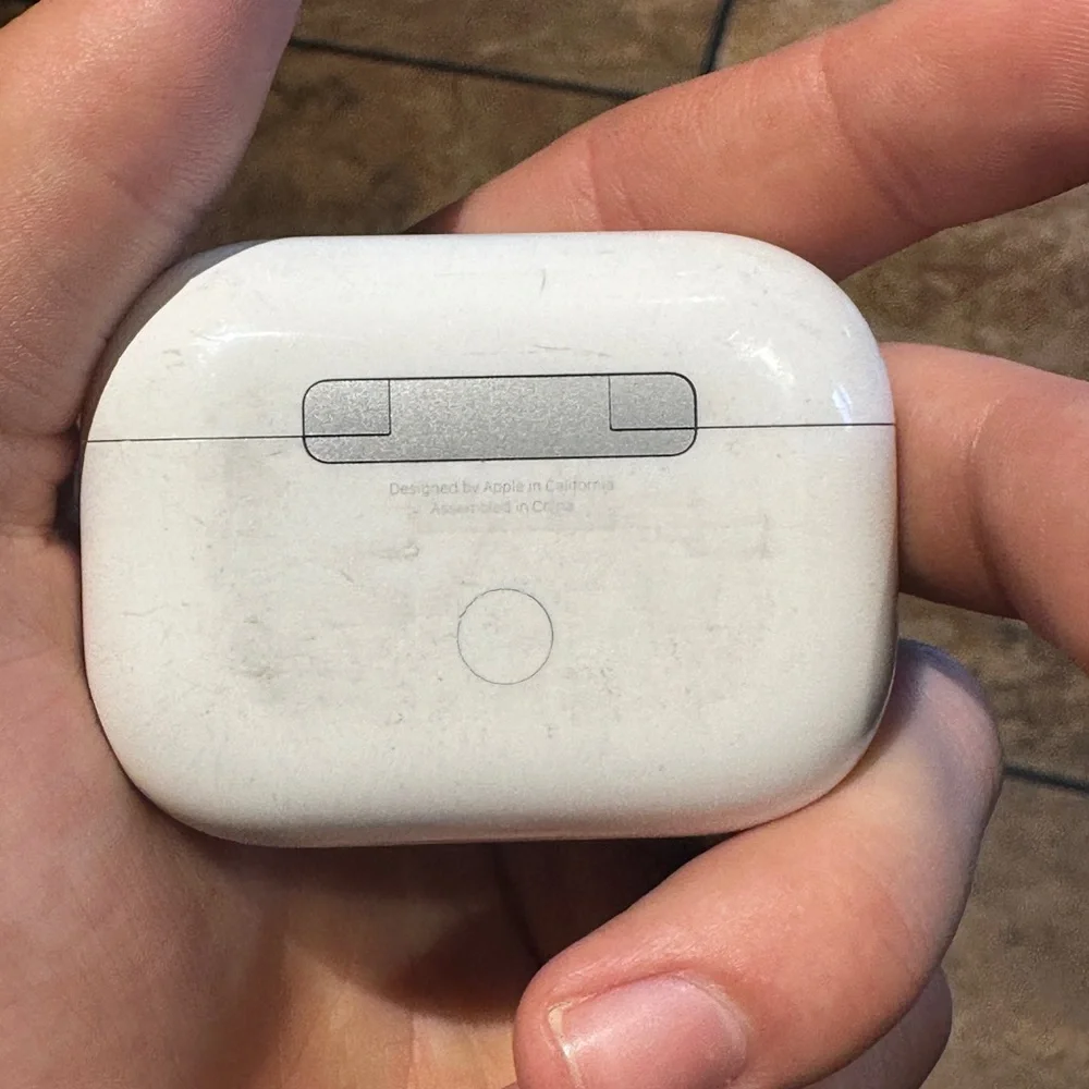Wireless Earbuds with Charging Case - White